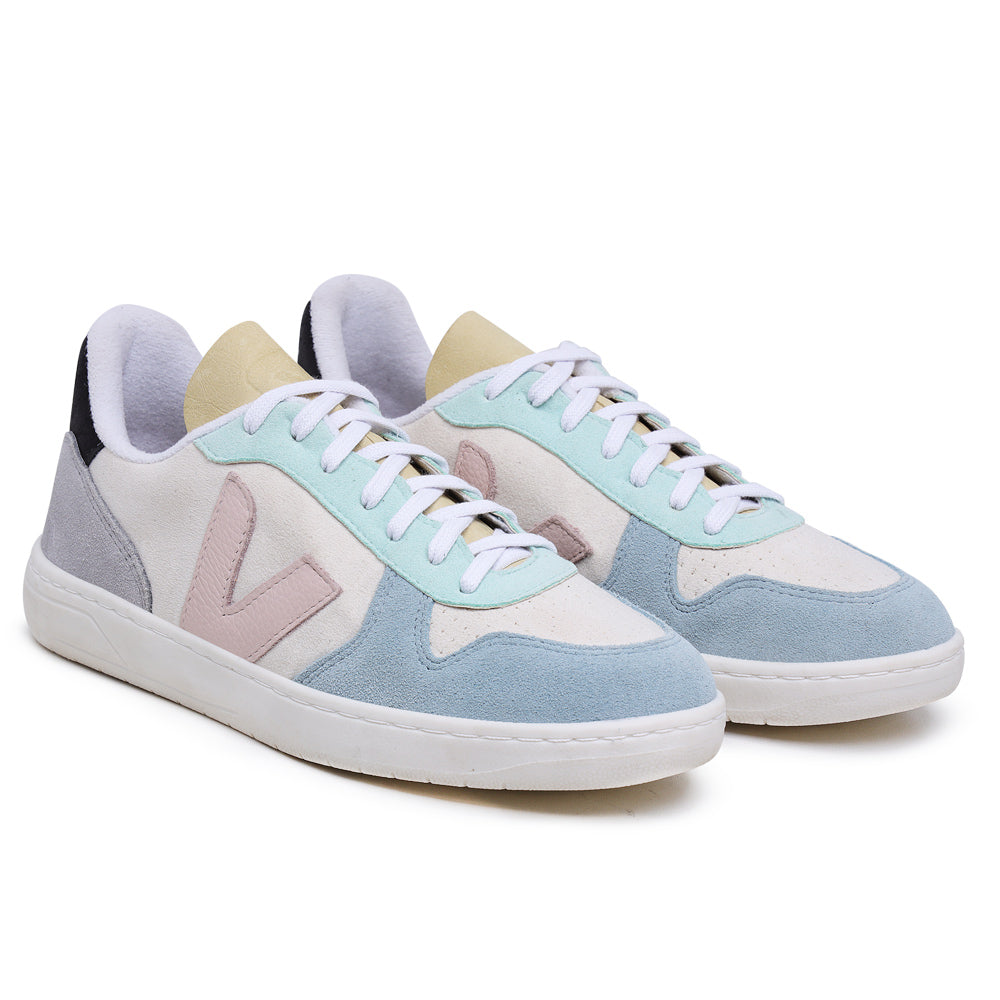 Compre 1 Leve 2 Pares V-10 Suede Multico Natural e V-10 White Platine Silver