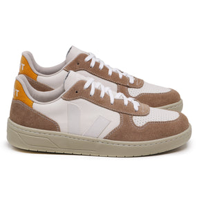 TÊNIS VERT V-10 CHROMEFREE EXTRA WHITE SAHARA OURO